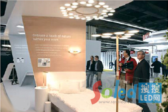 ���?z��)? /><br />
&nbsp;</div>
<div>&nbsp; &nbsp; &nbsp;�¿�OLED�_(t��i)��Ҳ���Ñ��ṩ���S���·f���O(sh��)Ӌ(j��)�������ɫ������Ը���(j��)��ͬ����׃�Q�ɫ��߀�����J(r��n)���S��OLED�������g(sh��)�İl(f��)չ���˂������O(sh��)Ӌ(j��)������Ч�ʵ�OLED�������@�N�����������ɳɱ������ı�������(l��i)ȡ���ߺ��ܵİן�������ǣ��@��Ҫ�˂���������(x��)�T�кܴ�ĸ�׃���o(w��)�������O(sh��)�䌢��(hu��)�c��ͥ����ϵ�y(t��ng)��(sh��)�F(xi��n)�����ĽY(ji��)�ϣ��Ķ�ʹ�˂�ʡ�ʡ�X��Ҳ��(hu��)��(sh��)�F(xi��n)�c��ͥӰԺ����ȫϵ�y(t��ng)���B���������܉�?q��)��F(xi��n)�c�����˾�Լ�������ͥ���B�����Ķ����õ��{(di��o)��늾W(w��ng)��<br />
</div>
<div style=