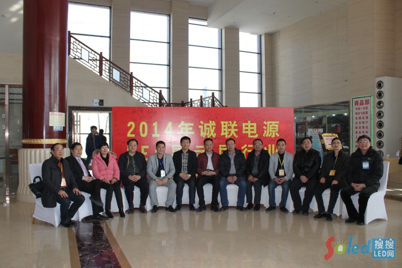 �\(li��n)�Դ����(j��ng)�������c�f(xi��)�k���v�h���e��Ӱ