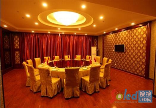 ����LED����Ͳ���͏d��(n��i)�\(y��n)��