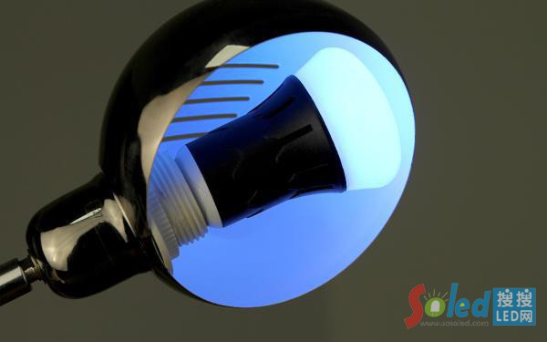 �������ܟ���X-Light�@ʾ�{(l��n)ɫ