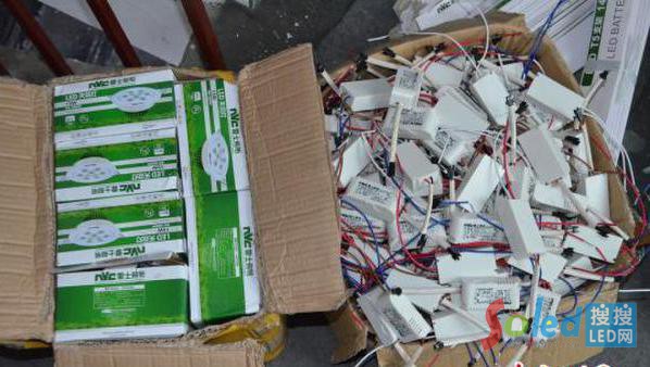 &ldquo;��ʿ&rdquo;�����ƼٸC�c(di��n)����