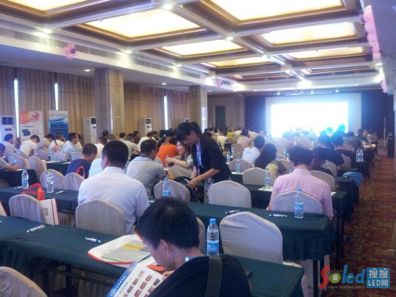 �\(li��n)LED�@ʾ�ИI(y��)�YԴ���ϕ����Ͼ�վ��