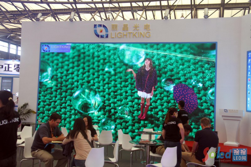 �������չλ